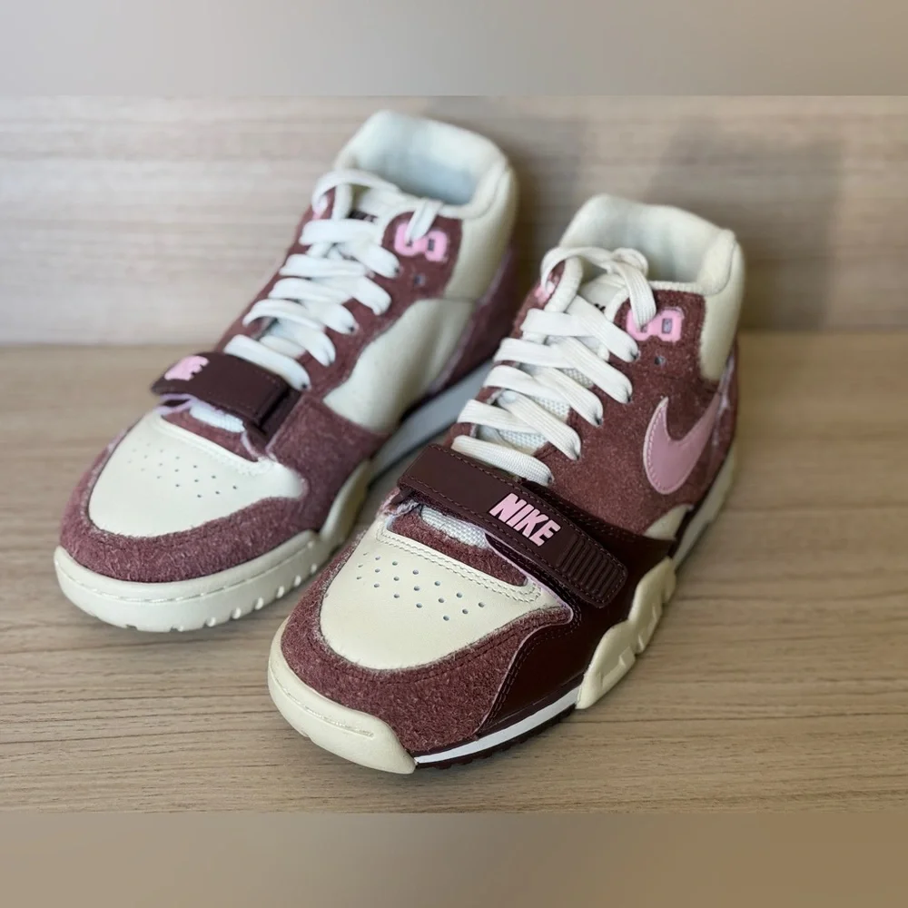 Nike Air Trainer 1 Valentine’s Day